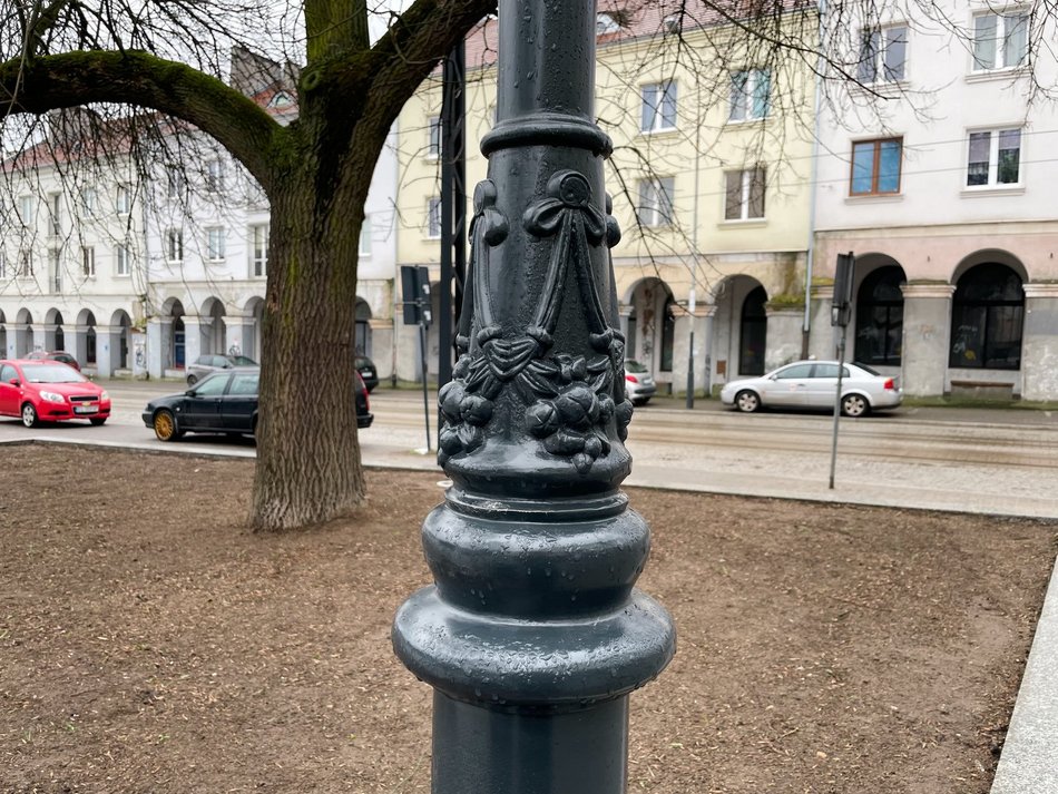 Stary Rynek po remoncie - latarnia