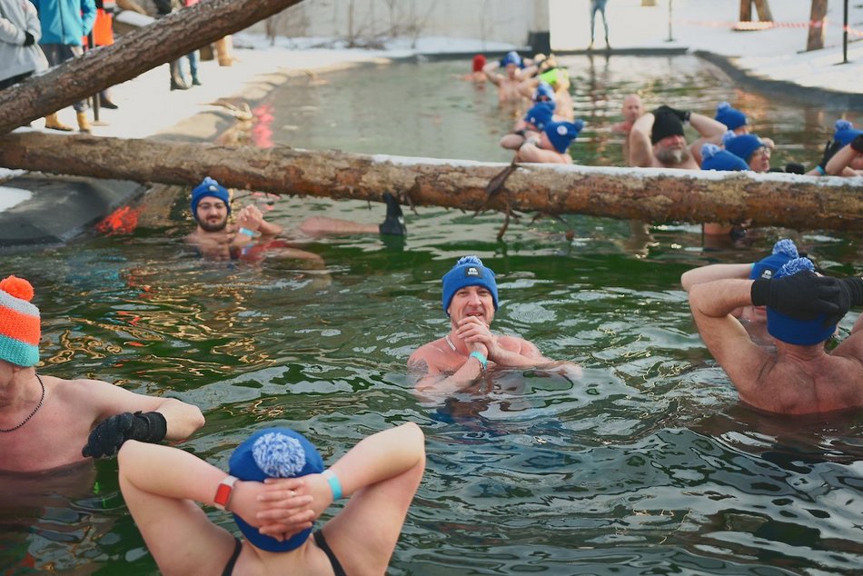 Łódź. Miłośnicy zimnych kąpieli w Orientarium Zoo Łódź