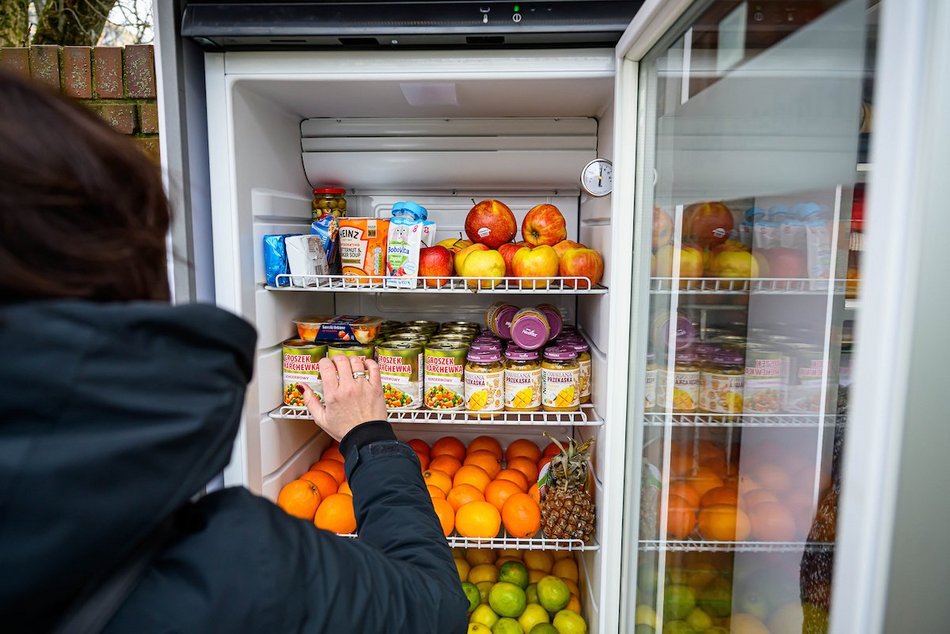 Łódź. Nowa lodówka społeczna