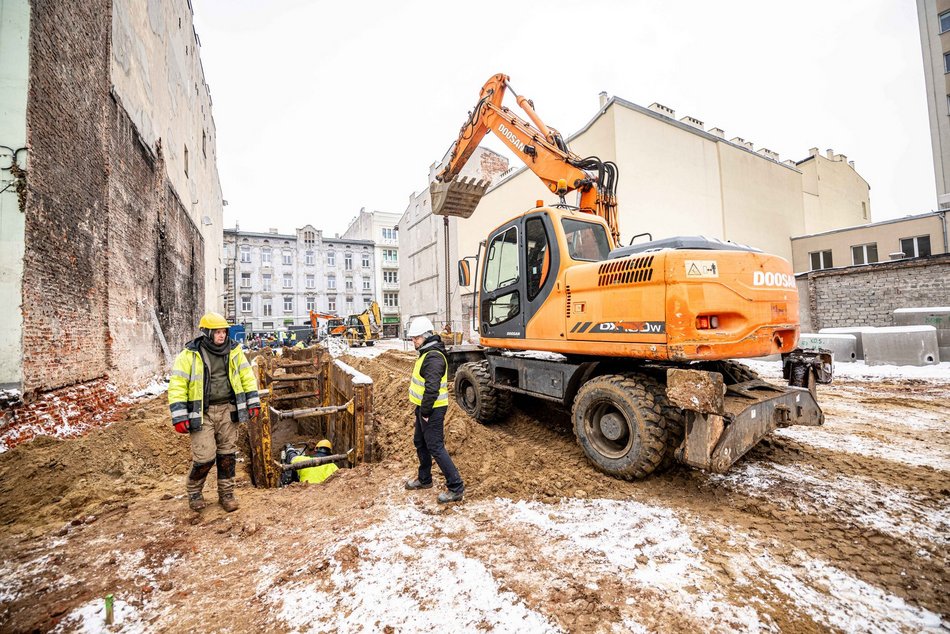 Parkingi wielopoziomowe w Łodzi. Trwają prace przy Wschodniej, ruszają przy Tuwima