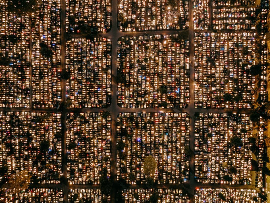 Cmentarz Szczecińska wygląda magicznie