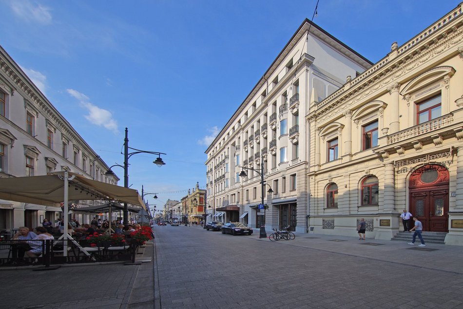 Hotel Grand przy Piotrkowskiej już bez rusztowań! Co za zmiana! Jak prezentuje się elewacja?