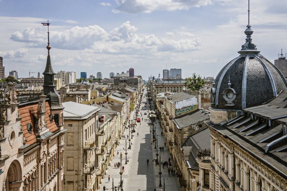 Ile zarabiali łodzianie na przestrzeni lat?