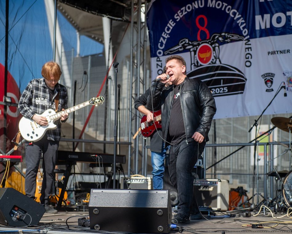 Parada motocyklistów przejechała ulicami Łodzi. Sezon rozpoczęty! Byłeś?