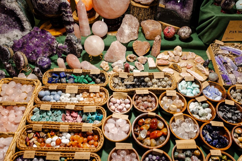 Łódź. Targi kamieni w hali Expo Łódź. Minerały, naturalna biżuteria, rękodzieło i... meteoryty!