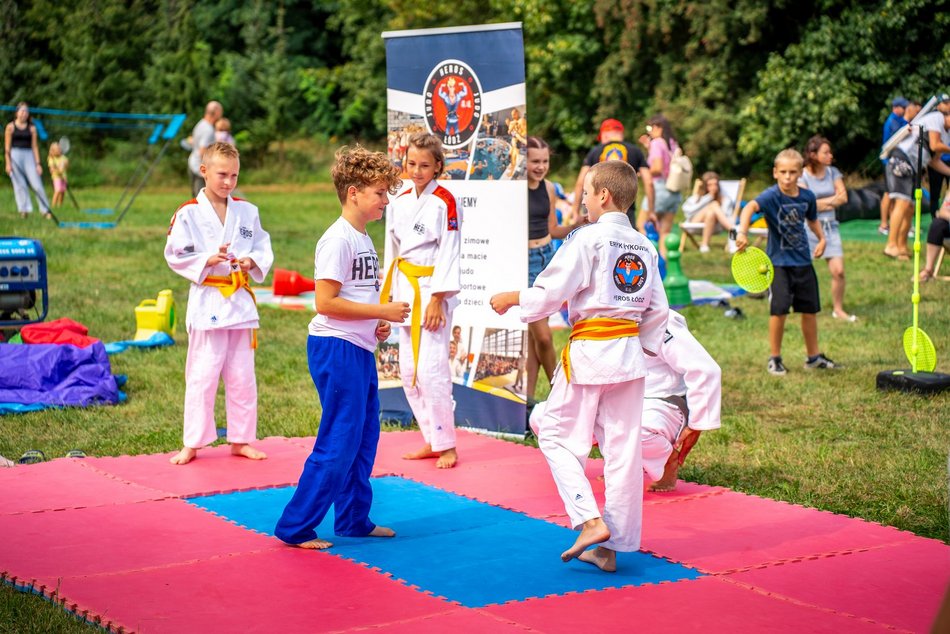 Piknik w parku na Młynku