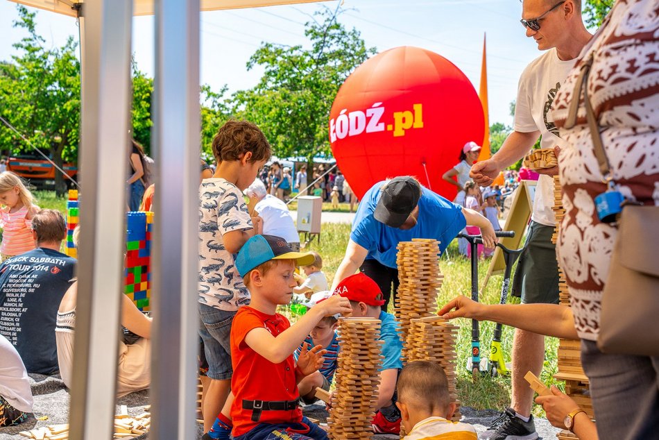 Festiwal dmuchańców w parku Podolskim w Łodzi