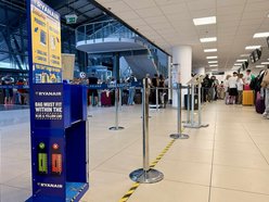 Łódź. Z lotniska w Łodzi z większym bagażem podręcznym. Na te zmiany w Ryanair czekały tysiące podróżnych!