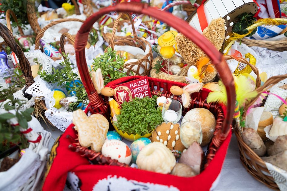 Łódź. Święcenie pokarmów w Sercu Łodzi. To już tradycja kibiców Widzewa Łódź