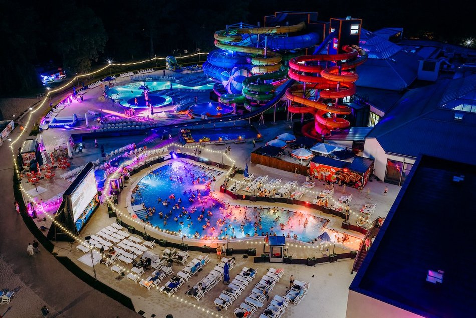 Łódź. Pink Party w Aquaparku Fala. To najbardziej różowa impreza w Łodzi