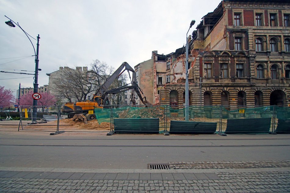 Od kwietnia do września w Łodzi wyburzonych ma zostać niemal 50 budynków