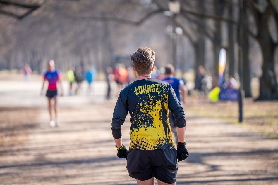 Łódź. Parkrun w Parku Poniatowskiego w Łodzi. Brałeś udział w biegu? Znajdź się na zdjęciach!