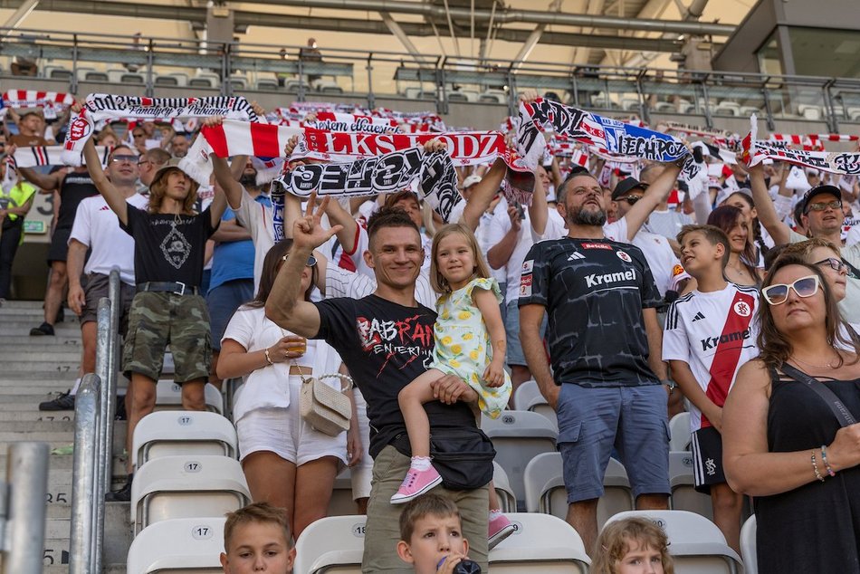 Łódź. Kibice na meczu ŁKS Łódź ze Stalą Mielec. Byłeś? Odszukaj się w naszej galerii