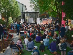 Łódź. Baśniowa Piotrkowska w Łodzi. Grupa Po OmacKu