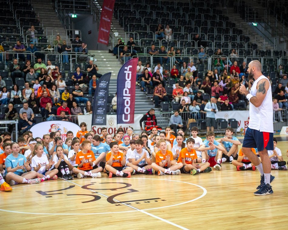 Marcin Gortat Camp w Łodzi kolejny raz przeszedł do historii. Zobacz, jak trenowały dzieci!