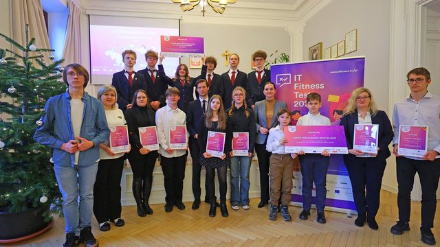 Uczniowie z Łodzi przebili ogólnopolską średnią! Znamy wyniki IT Fitness Test 2025 [ZDJĘCIA]