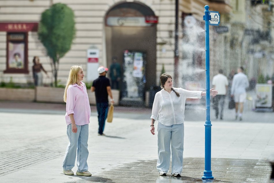 Upał w Łodzi nie daje ci żyć? Skorzystaj z kurtyny wodnej przy Piotrkowskiej