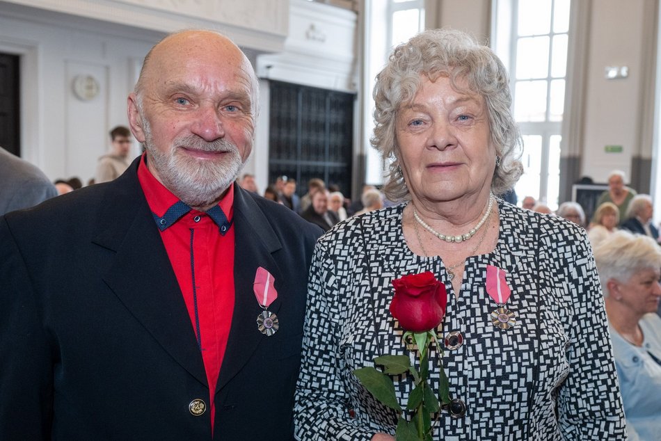 Łódź. Medale za długoletnie pożycie małżeńskie. Ich miłość przetrwała pół wieku!