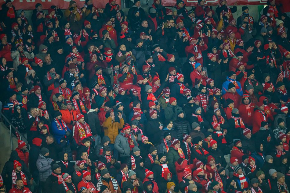 Łódź. Kibice na meczu Widzew Łódź - Cracovia. Byłeś/aś? Znajdź się w galerii!
