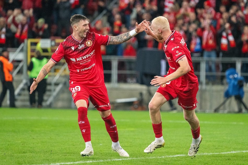 Nowa miotła ze starą taktyką. Widzew Łódź pokonał Radomiaka Radom