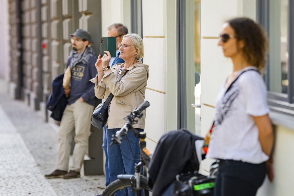 Łódź. Włókiennicza Unplugged w Łodzi. Zuzanna Wysocka wystąpiła przed liczną publicznością