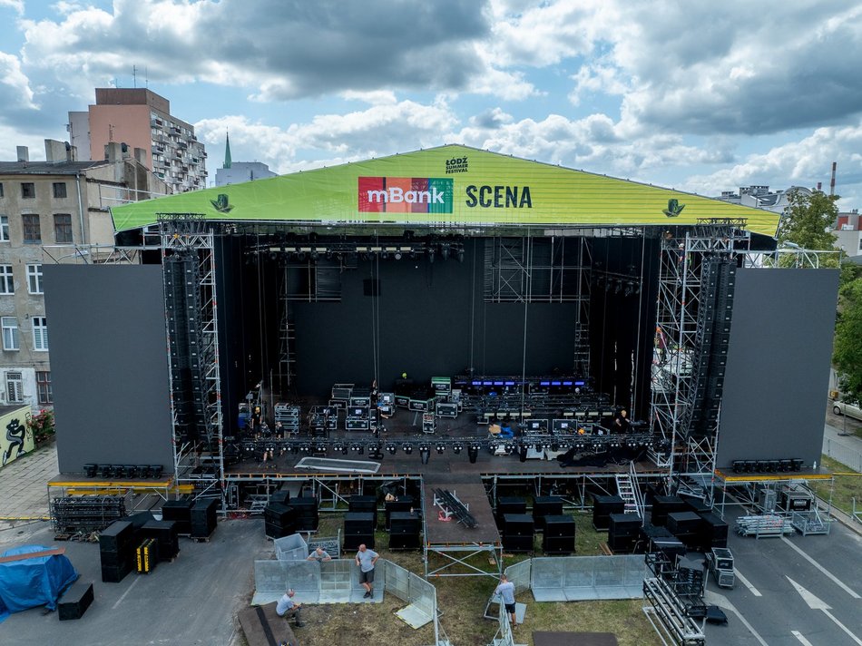 mBank scena główna w budowie