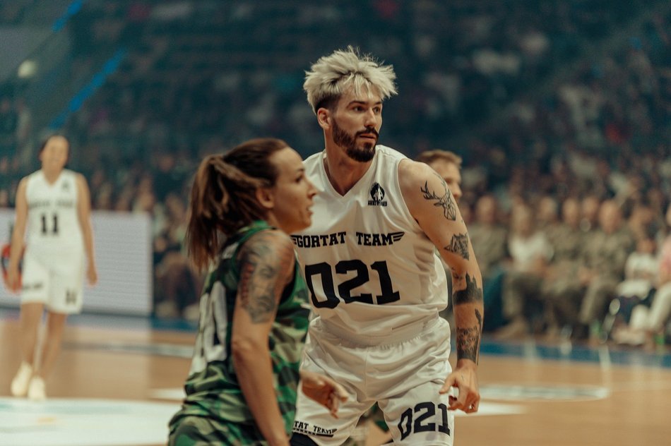 Mecz Gortat Team vs NATO w Łodzi. Czołgi, płomienie i masa sportowych emocji!