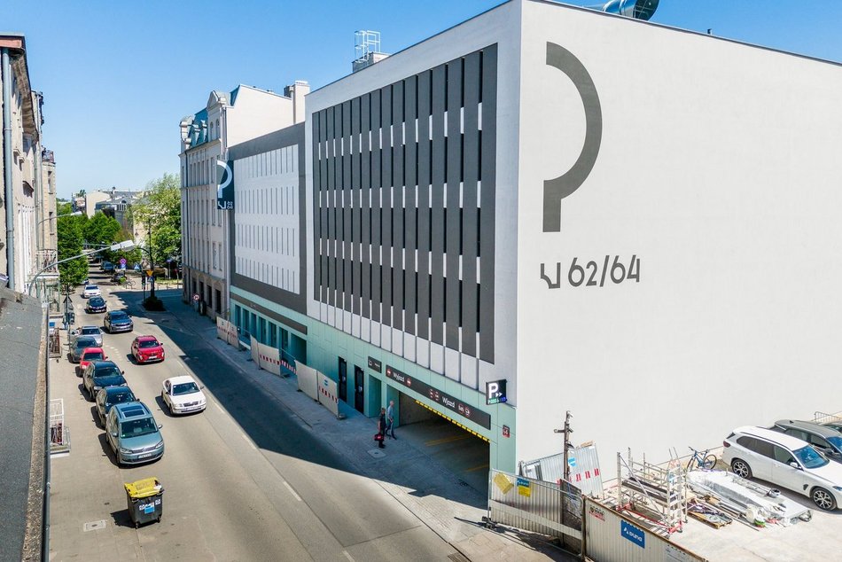 Pierwszy parking wielopoziomowy w Łodzi otwarty! Godzina postoju tańsza niż przy ulicy!