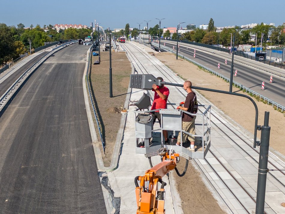 Otwarcie przystanku Łódź Zarzew pod wiaduktami na Przybyszewskiego