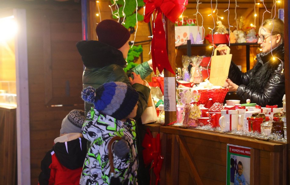 Świąteczny klimat na Jarmarku Bożonarodzeniowym w Łodzi