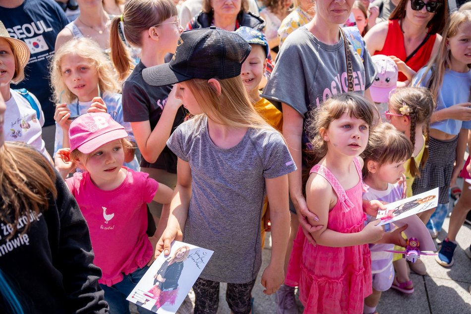 Łódź. Miejski Dzień Dziecka 2025 w Łodzi. Majka Jeżowska, dmuchańce i pokazy [ZDJĘCIA]