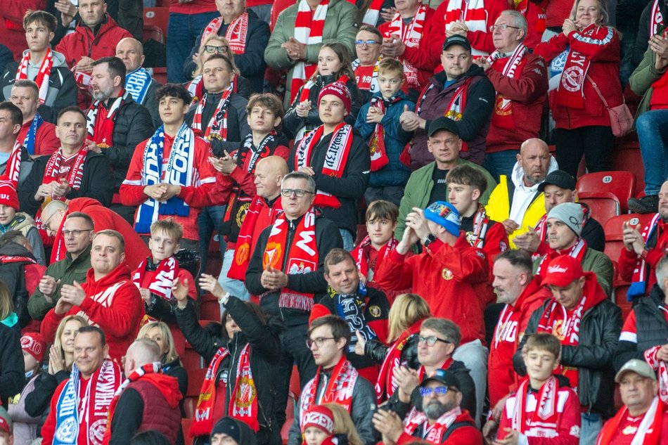 Łódź. Kibice na meczu Widzewa Łódź z Górnikiem Zabrze. Byłeś/aś? Znajdź się w galerii!