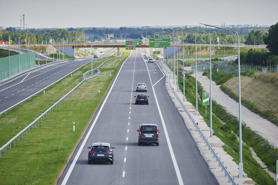 S14. Szczecińska połączona z węzłem w Aleksandrowie. Jest porozumienie