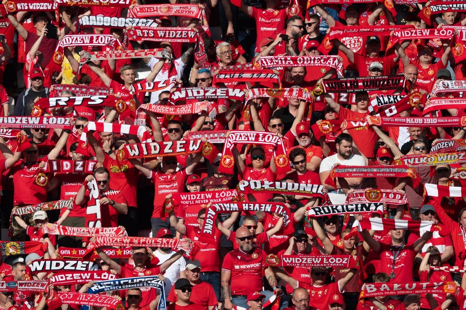 Kibice na meczu Widzewa Łódź z Piastem Gliwice