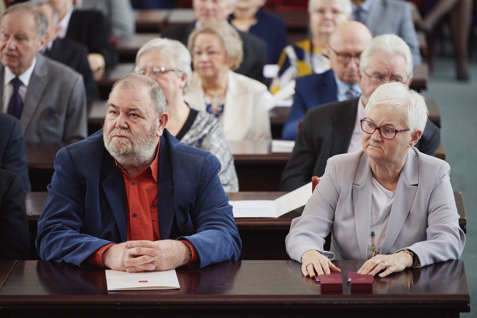 Uroczystość wręczenia medali z okazji długiego pożycia małżeńskiego