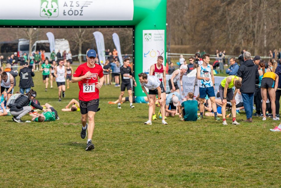 Łódź. Akademickie Mistrzostwa Polski w biegach przełajowych. Znajdź się na zdjęciach!