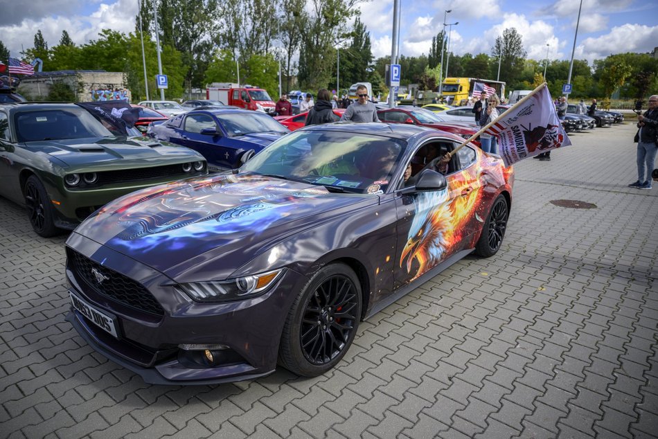 Ale auta pod Atlas Areną w Łodzi. Europejski zlot aut sportowych