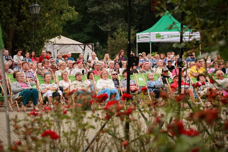 Łódź. Letnie Koncerty w Altanie. Filmowa muzyka w interpretacji zespołu Tripper Stompers