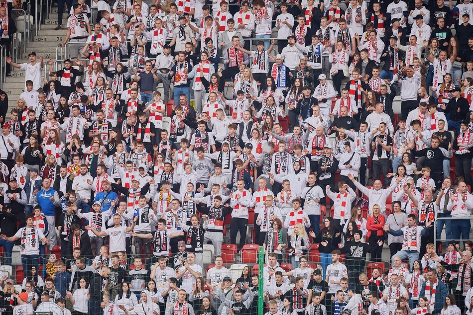 Kibice na meczu ŁKS Łódź - Arka Gdynia