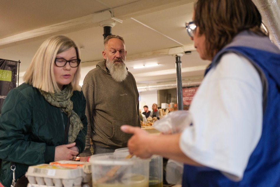 Łódź. Bazar smaku w Ogrodach Geyera w Łodzi przyciąga smakoszy! Zdrowa żywność dla każdego