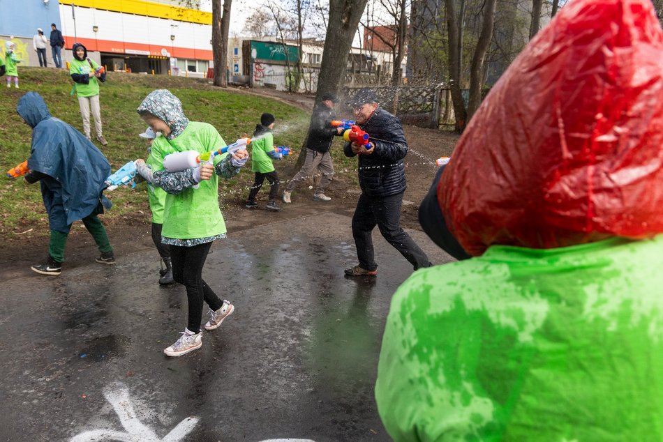 Łódź. Lany Poniedziałek na Manhattanie w Łodzi. Tak Łodzianie celebrowali śmigus-dyngus!