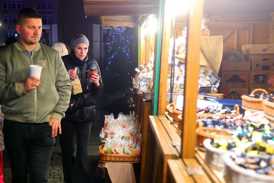 Świąteczny klimat na Jarmarku Bożonarodzeniowym w Łodzi