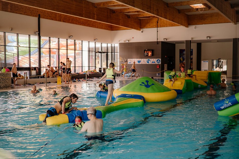 Lany poniedziałek w Aquaparku Fala. Tam wody nie brakowało!