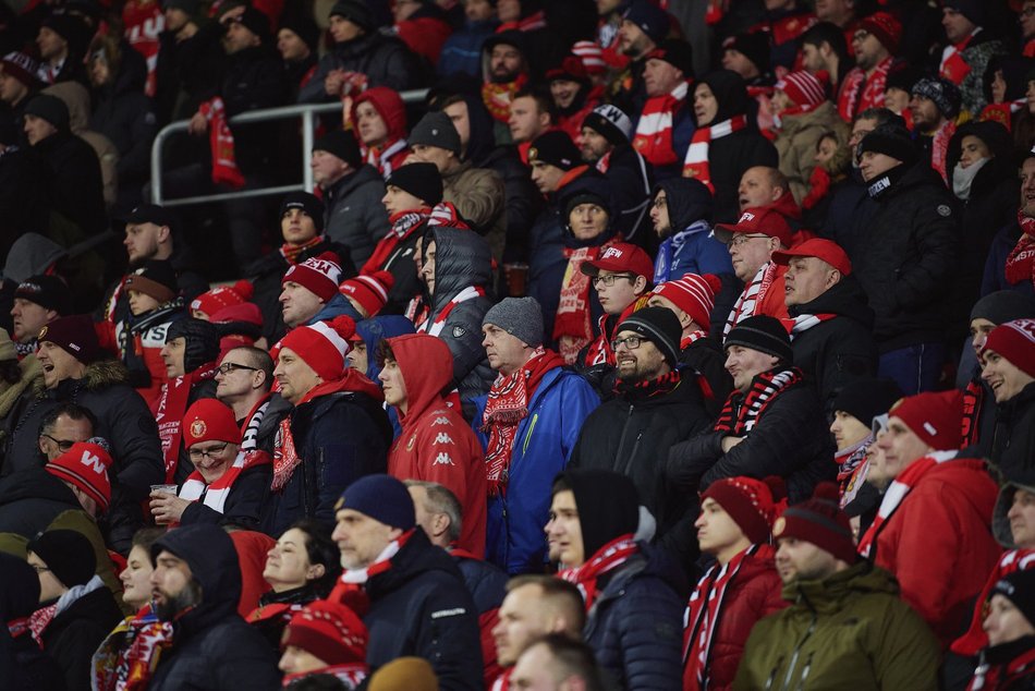 Mecz Widzew Łódź–Śląsk Wrocław, kibice na trybunach, zdjęcia