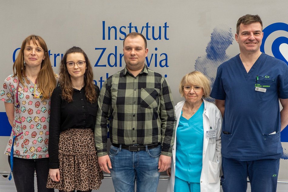 Dwoje z czworaczków nabiera jeszcze sił w Matce Polce