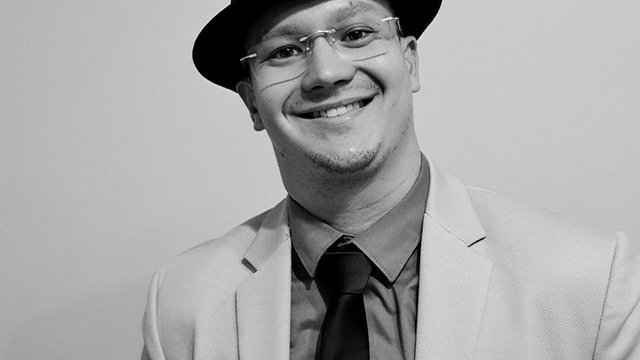 Poliglota z misją. Anthony Nguyen znalazł w Łodzi przestrzeń do dzielenia się wiedzą [ZDJĘCIA]