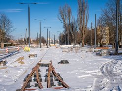 Łódź. Nowa krańcówka MPK Łódź przy Niższej nabiera kształtów. Gotowe torowisko i budynek socjalny