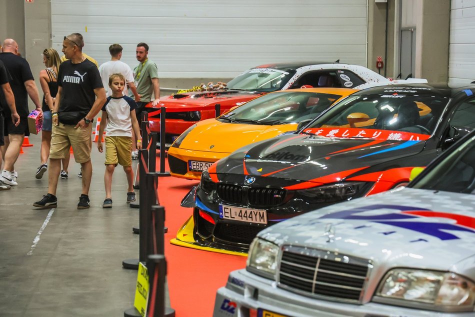 Łódź. Hot Wheels opanowały halę Expo Łódź! Setki miniatur aut, wyścigi na żywo i nie tylko!
