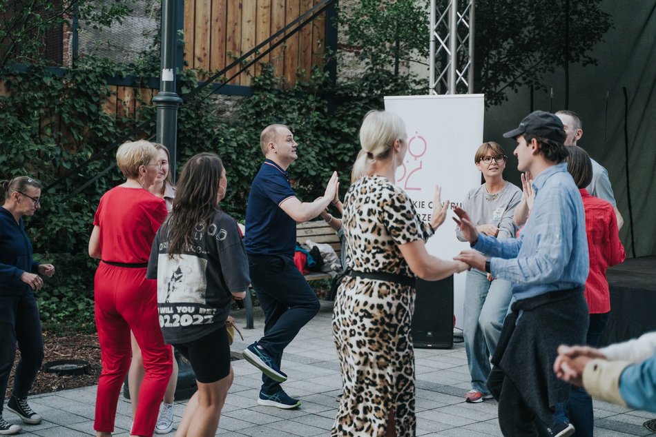 Łódź. Niedzielna potańcówka przy Piotrkowskiej. Świetne zakończenie weekendu!