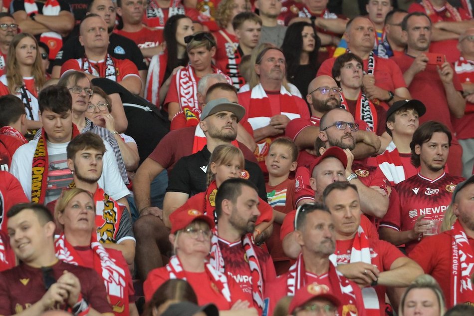 Łódź. Kibice na meczu Widzewa Łódź z Wisłą Płock. Byłeś? Odszukaj się w galerii